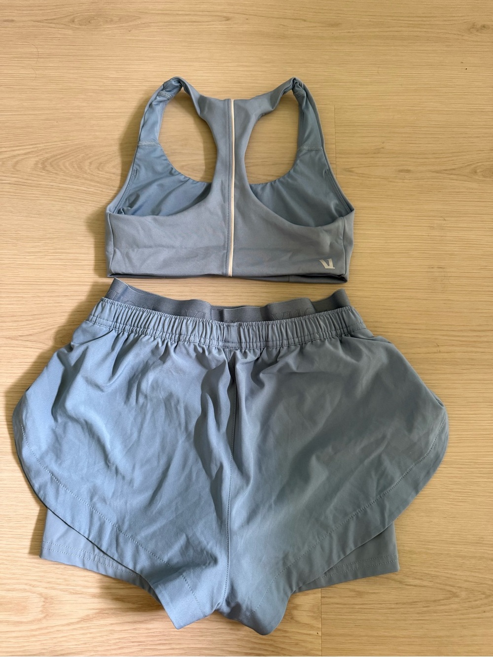 Vuori Luna Short and matching bra top in Cloud - Picture 2 of 9